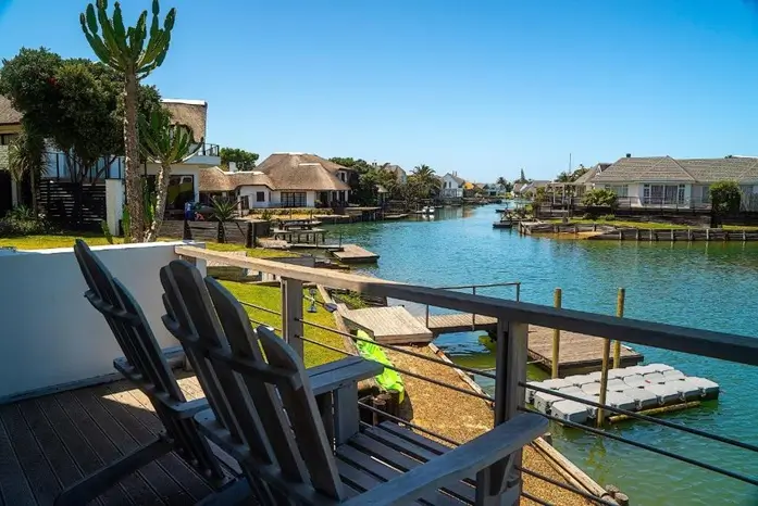 Canal Guest House - Waterfront Accommodation 2
