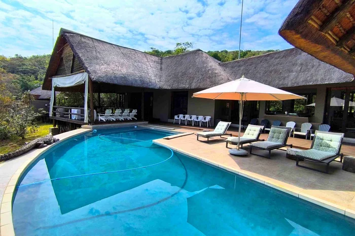 IM_SA_WAT_Bontle-Game-Lodge_Pool-compressed-scaled